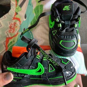 Nike shoes black with green for baby/toddler boy , Size 5c